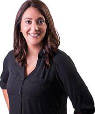 Portrait of Angela Little-Jeschenig, Realtor with HomeSmart Real Estate Momentum